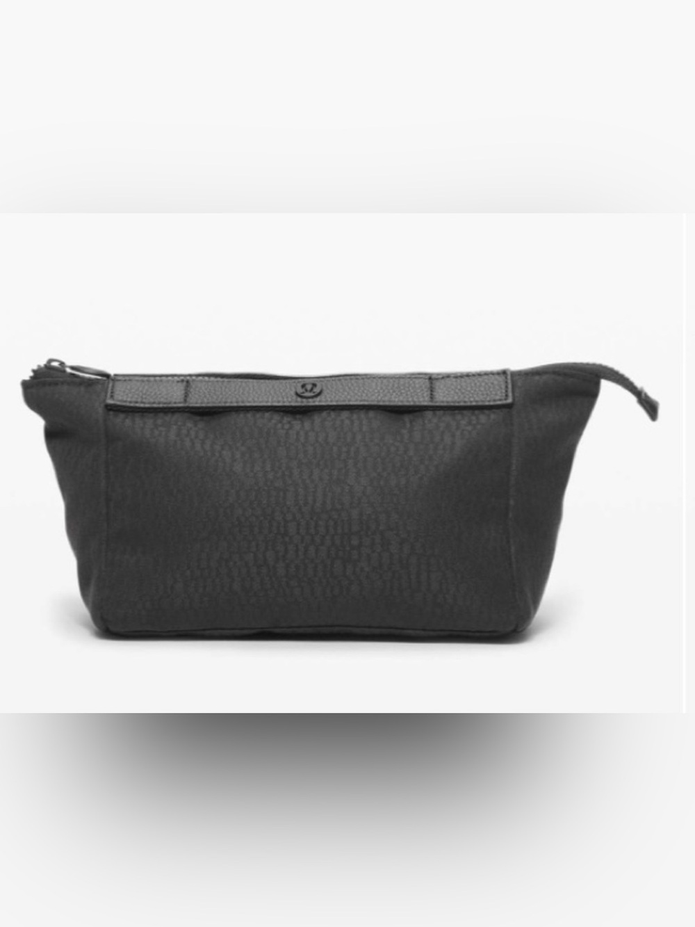 Lululemon NWT minimalist Travel Easy Kit/bag with genuine pebbled leather